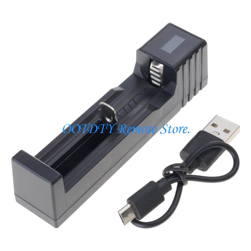 Travel Accessories Display - Adapter do ładowania akumulatorów 18650 Inteligentny