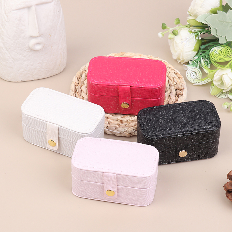 Minimalistyczny przenośny orga – Travel Accessories Display recenzja i cena
