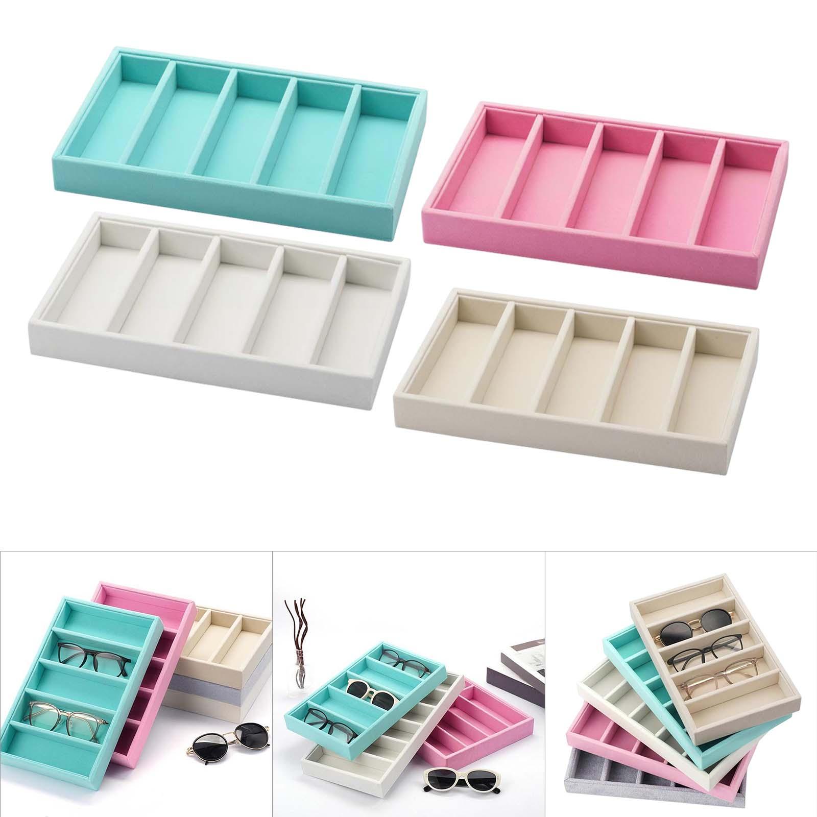 Pojemnik na okulary przeciwsło – Travel Accessories Display recenzja i cena